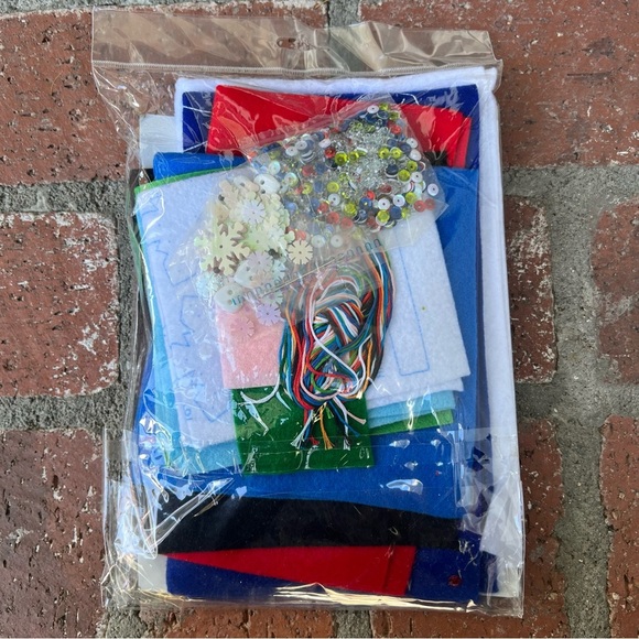 Design Works Felt Stocking Applique Kit 5246 Snowflake Snowman 18" NIP Bling - Picture 2 of 5